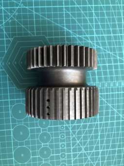 33084300 Шестерня КПП Valtra V33084300 GEAR Z39