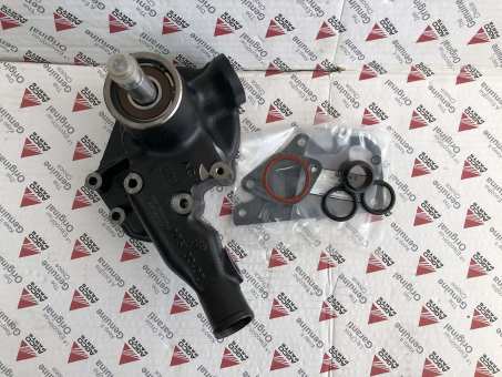837084367 Насос охлаждающей жидкости V837084367 WATER PUMP 8370 84367