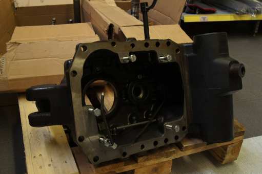 34964610 Корпус ВОМ V34964610 HOUSING PTO