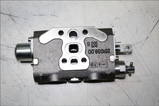 32536400 Гидравлическая секция V32536400 VALVE 2/1 ACT(O-H-I)